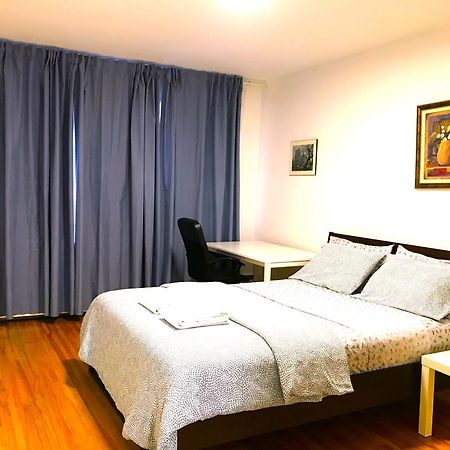 Big Private Room Midmontreal Next To Station Metro - Parking Free Exterior foto